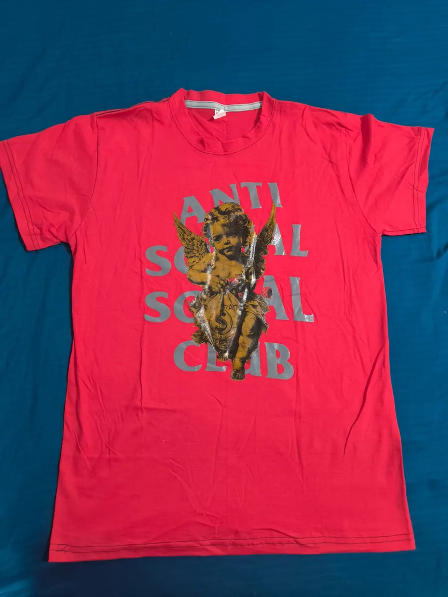 Playera anti social club, angeles